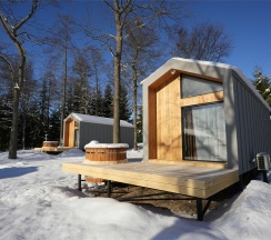 Четырёхместный Барнхаус с видом на озеро в ЭкоPort на Отрадном