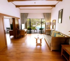 Двухместный люкс Room клубный двуспальная кровать в Woodlands Hotel & Resort