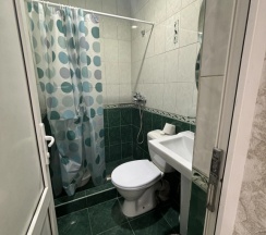 Двухместный номер Standard с балконом двуспальная кровать в Ruzanna inn