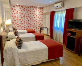 Трёхместный номер Standard в Waldorf Hotel