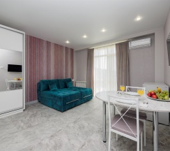 Студия с кухней и видом на горы в 4 Горизонта