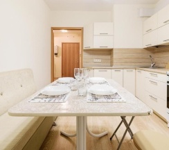 "Good home" Однокомнатная квартира (Метро Парнас, 3 минуты) в Rauktis apartments