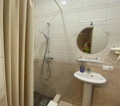 ПОЛУЛЮКС с балкончиком в Ля Вилла