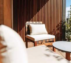 Двухместный номер Magnolia Superior с балконом (двуспальная кровать) в M Boutique Hotel - Designed for Adults