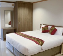Двухместный номер Standard с балконом и с видом на море двуспальная кровать в Sunlight Hotel