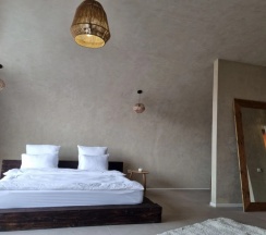 Двухместный номер Standard с балконом и с видом на сад двуспальная кровать в Apple Resort