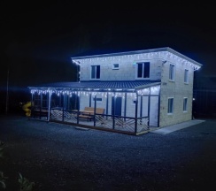 Коттедж с красивым видом из окна в Белка