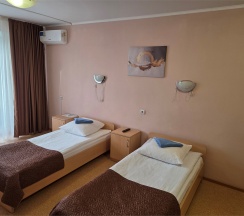 Улучшенный номер 1 категории в Патриот