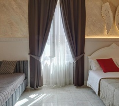 Двухместный номер Superior двуспальная кровать в Leone X Guest House
