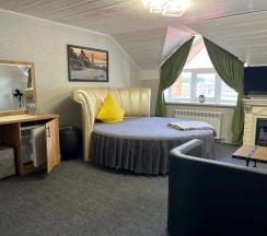 Люкс двухуровневый Мансарда в Шатун