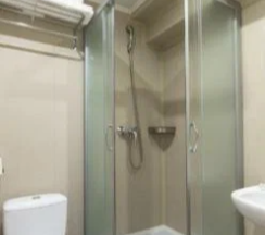 Двухместный номер с двуспальной кроватью в Алина