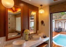 Двухместная Pool Villa Luxury Suite двуспальная кровать в Railay Bay Resort and Spa