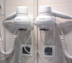 Первая категория-стандартный двухместный номер с 1 кроватью в Олимпия