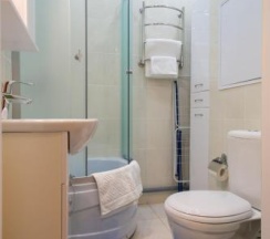 2-комнатные апартаменты стандарт с 1 двуспальной кроватью в Holiday Village Moscow
