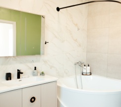 Дом в У Аэропорта