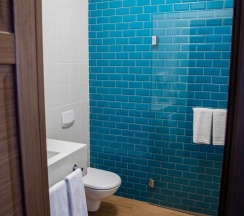 Номер стандарт улучшенный с 1 двуспальной кроватью в Хабаровск