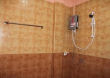 Двухместный номер Standard 2 отдельные кровати в Maehaad Guesthouse