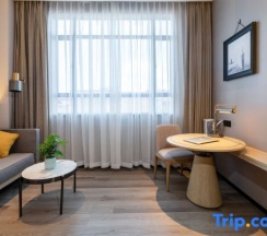 Номер Deluxe в Jinyuan Grand Hotel