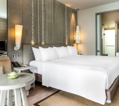 Двухместный номер Deluxe двуспальная кровать в Pullman Phuket Arcadia Naithon Beach