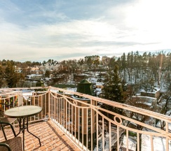 Трехкомнатный номер с двумя спальнями, тремя балконами в Скала