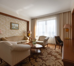 Двухместный люкс двуспальная кровать в President Hotel Minsk