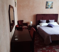 Комфорт с 1 двуспальной кроватью в House city