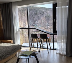 Студия Superior с красивым видом из окна в Baikal Hill Residence