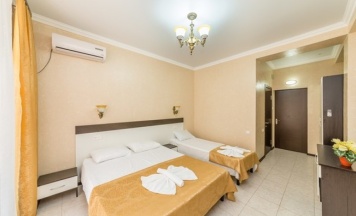 Стандарт 3х местный без балкона в Протос