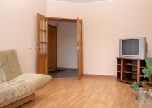 Толстова 25, четырехкомнатная квартира в SUNRISE FLAT