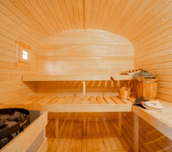 Барнхаус с бассейном в Palasuomi