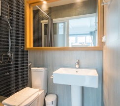 Двухместный номер Standard с балконом 2 отдельные кровати в White Ivory Bed & Breakfast