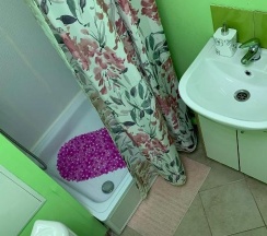 7-Койко-место в четырехместном номере со своим санузлом в Макарена