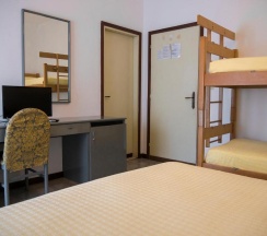 Трёхместный номер Standard в Hotel Casa Mia