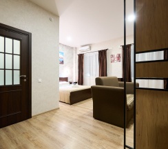 Двухместный номер с большой двуспальной кроватью СТАНДАРТ ПЛЮС в Морской