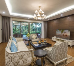 Вилла с 3 комнатами с видом на бассейн в Vinpearl Resort & Spa Nha Trang Bay
