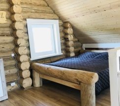 Коттедж с 2 комнатами с красивым видом из окна в Ригола