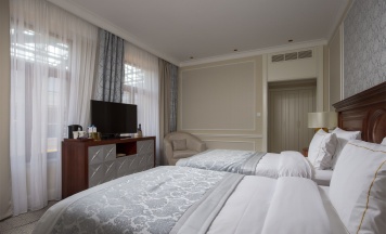 Классик с 2 кроватями с видом в атриум в Tsar palace luxury hotel