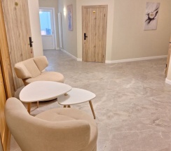 СЕМЕЙНЫЙ ДВУХКОМНАТНЫЙ НОМЕР с кроватями TWIN/DBL с двуспальным диваном в Цитрус