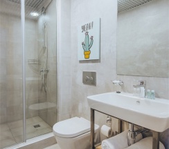 Duplex Suite (Двухъярусный номер с одной двуспальной кроватью и одним раскладывающимся диваном) в Turris Hotel Lubyansky