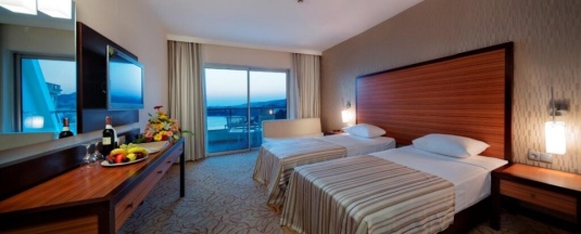 Двухместный номер Standard 2 отдельные кровати в Utopia Beach Club