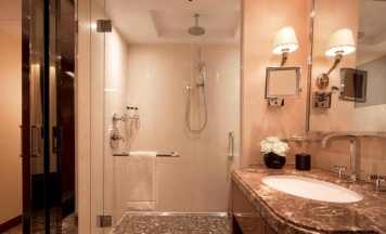 Двухместный люкс Executive Conservatories двуспальная кровать в Four Seasons Hotel London at Park Lane