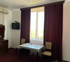 ПОЛУЛЮКС с Двуспальной кроватью в Престиж