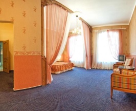 Двухместная студия с видом на город двуспальная кровать в Русь