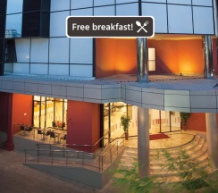 Двухместный номер Standard двуспальная кровать в Amaris Hotel Mampang - Jakarta