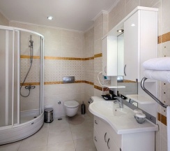 Одноместный номер Standard с балконом в Отель Royal Towers Kiris