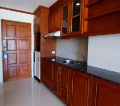 Номер Standard с балконом и с видом на город в Phu View Talay Resort