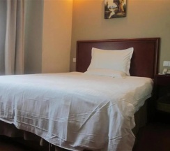 Двухместный номер Superior (двуспальная кровать) в GreenTree Inn Shanghai Hongqiao Airport Hotel