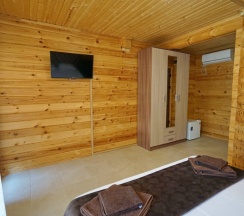 Двухместный номер Standard с балконом двуспальная кровать в Изба