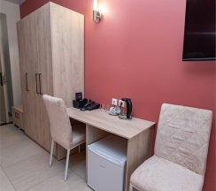 КОМФОРТ 3-местный (с диванчиком). Новый номерной фонд в MaxxRoyal