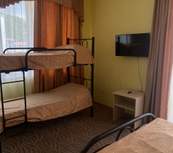 Четырехместный номер  в Морской бриз